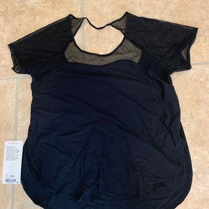 Lululemon tee
